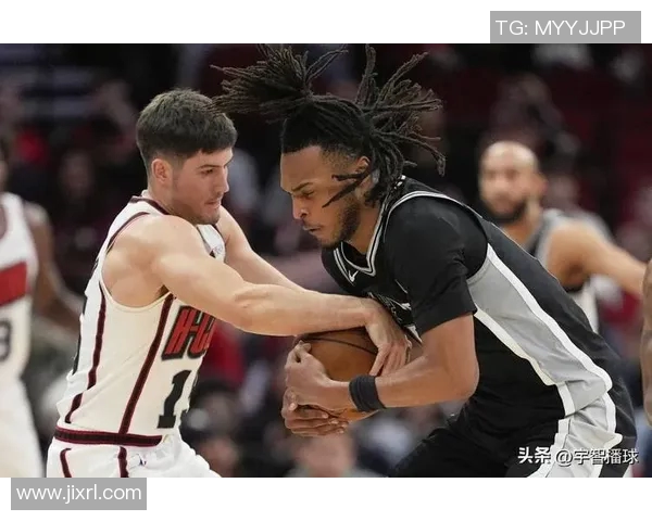 马刺队新秀展现出色表现，助球队击败火箭